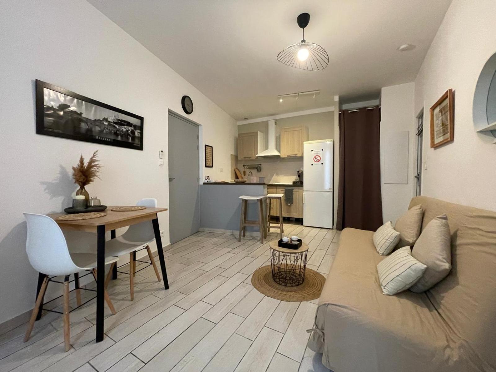 Joli Appartement Hypercentre T2, Classe Meuble De Tourisme 3 Avec Parking Gratuit 베지에 외부 사진