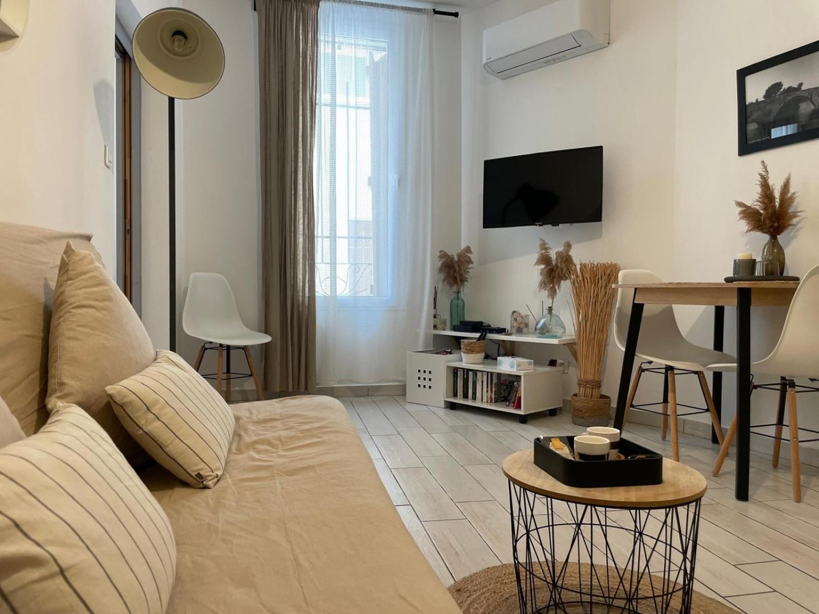 Joli Appartement Hypercentre T2, Classe Meuble De Tourisme 3 Avec Parking Gratuit 베지에 외부 사진