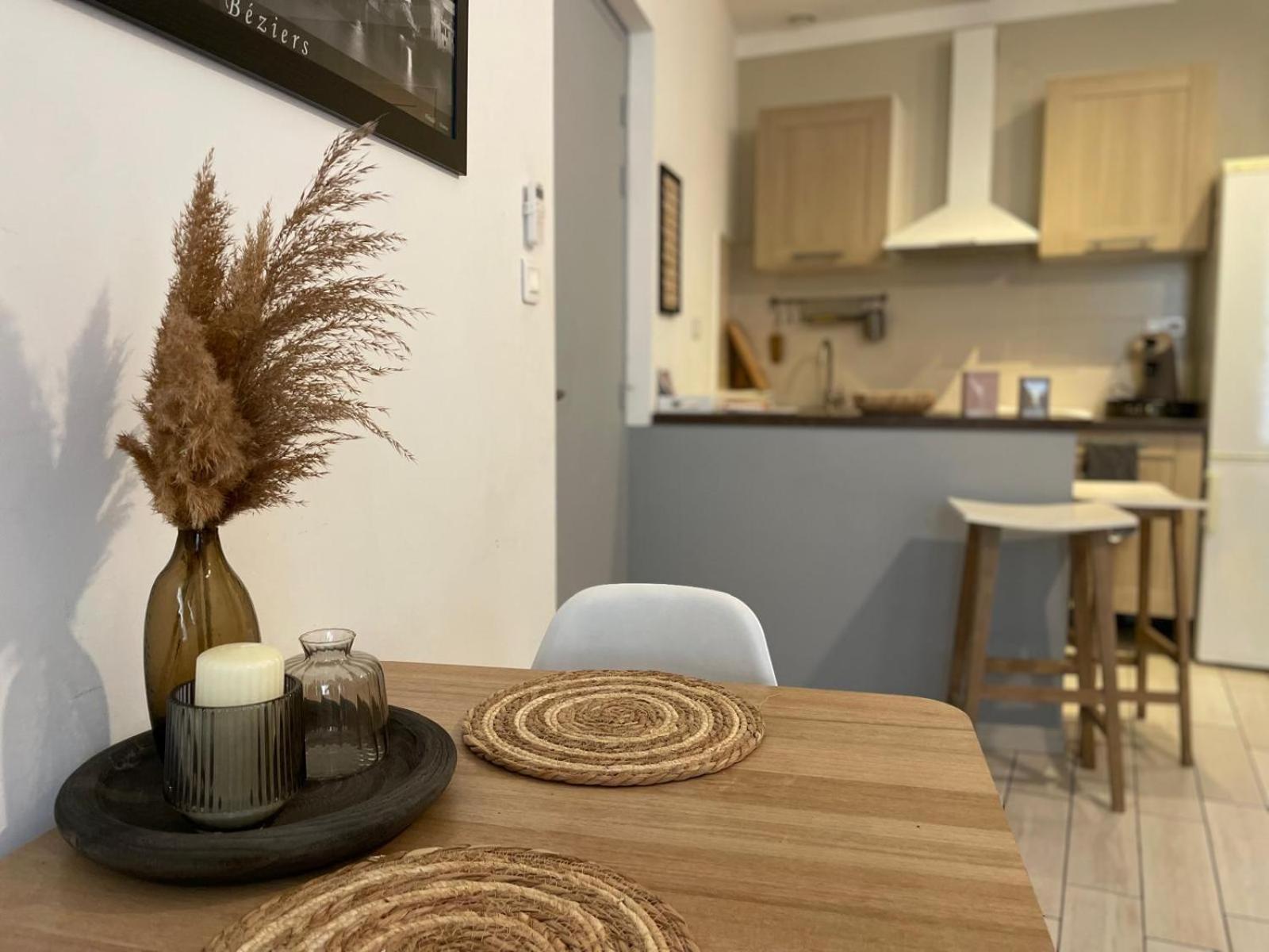 Joli Appartement Hypercentre T2, Classe Meuble De Tourisme 3 Avec Parking Gratuit 베지에 외부 사진